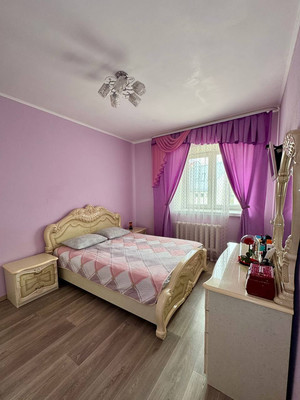 Продам трехкомнатную (3-комн.) квартиру, Ленина ул, 39, Ханты-Мансийск г