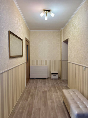 Продам трехкомнатную (3-комн.) квартиру, Ленина ул, 39, Ханты-Мансийск г