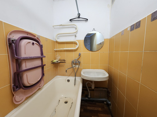 Продам двухкомнатную (2-комн.) квартиру, 1, Торосово д