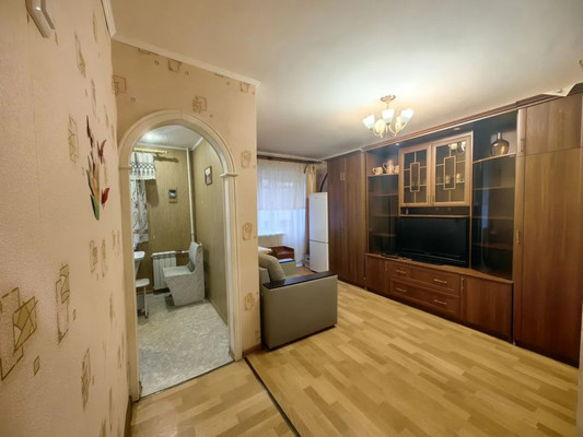 Продам однокомнатную (1-комн.) квартиру, 9 Января ул, 11, Иваново г