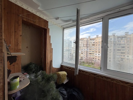 Продам трехкомнатную (3-комн.) квартиру, Балаклавская ул, 57, Симферополь г