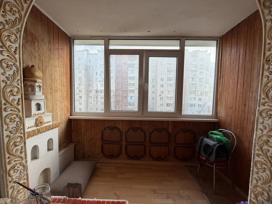 Продам трехкомнатную (3-комн.) квартиру, Балаклавская ул, 57, Симферополь г