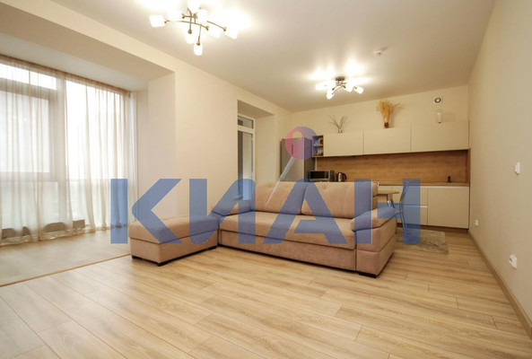 Продам двухкомнатную (2-комн.) квартиру, Авиаторов ул, 4кГ, Красноярск г
