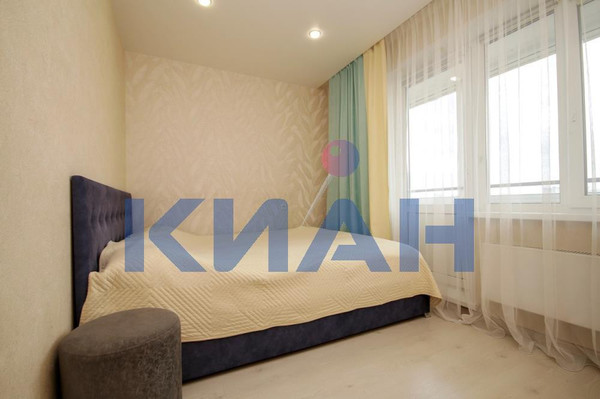 Продам двухкомнатную (2-комн.) квартиру, Судостроительная ул, 62, Красноярск г