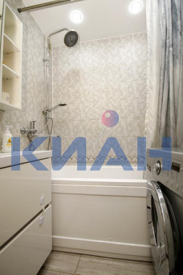 Продам двухкомнатную (2-комн.) квартиру, Судостроительная ул, 62, Красноярск г