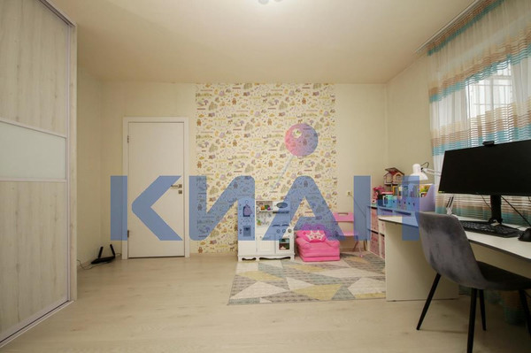 Продам трехкомнатную (3-комн.) квартиру, Судостроительная ул, 62, Красноярск г