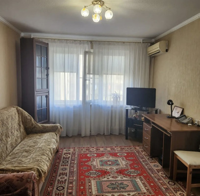 Продам двухкомнатную (2-комн.) квартиру, Мильчакова ул, 3, Ростов-на-Дону г