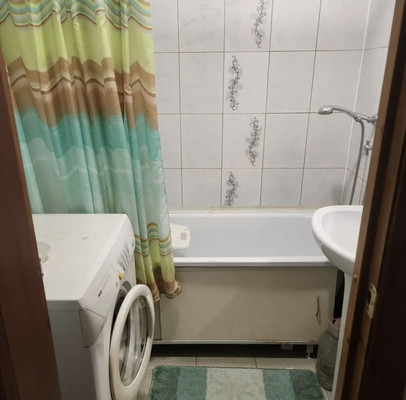 Продам двухкомнатную (2-комн.) квартиру, Мильчакова ул, 3, Ростов-на-Дону г