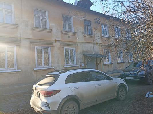 Продам трехкомнатную (3-комн.) квартиру, Юношеская ул, 1, Иваново г