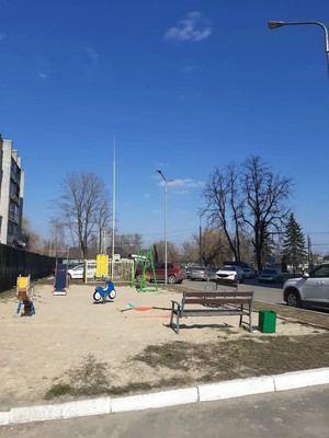 Продам трехкомнатную (3-комн.) квартиру, Ново-Советская ул, 38, Брянск г