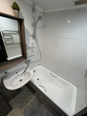 Продам трехкомнатную (3-комн.) квартиру, Чаадаева ул, 13, Калининград г