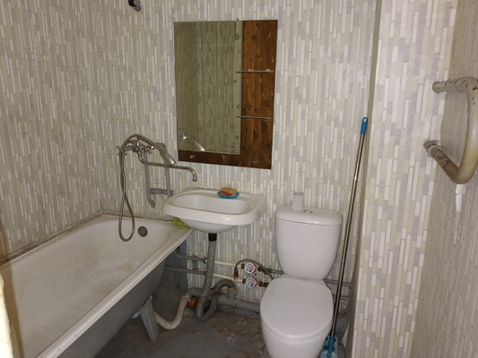 Продам однокомнатную (1-комн.) квартиру, Победы пр-кт, 22, Казань г