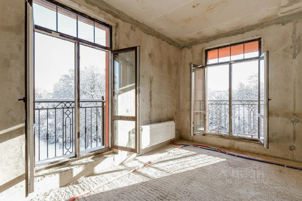 Продам трехкомнатную (3-комн.) квартиру, Дибуновская ул, 34, Санкт-Петербург г