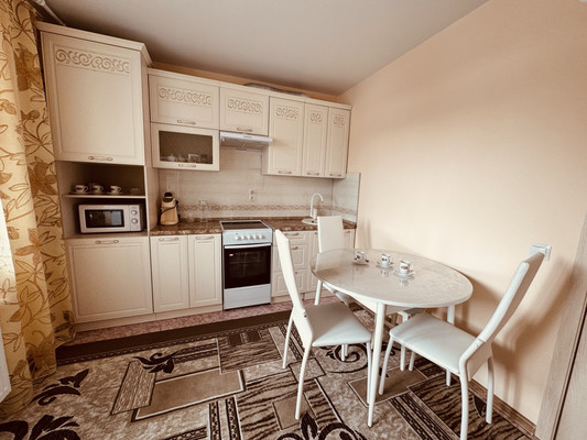 Продам однокомнатную (1-комн.) квартиру, Хабаровская ул, 8, Ишим г