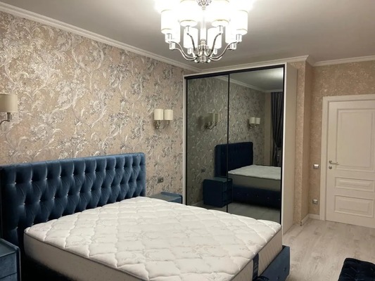 Продам трехкомнатную (3-комн.) квартиру, Колос гск, 25к357, совхоза им. Ленина п