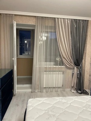 Продам трехкомнатную (3-комн.) квартиру, Колос гск, 25к357, совхоза им. Ленина п