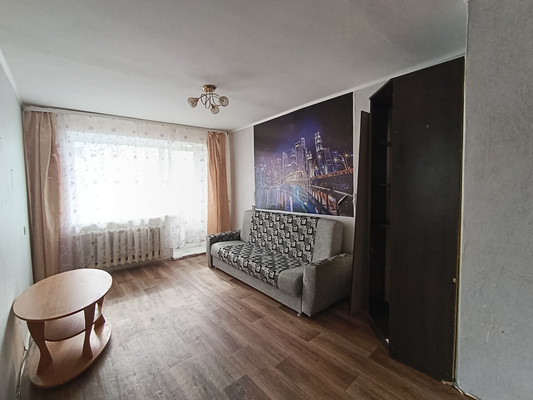 Продам двухкомнатную (2-комн.) квартиру, Рокоссовского ул, 20, Ишим г