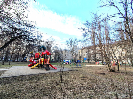 Продам двухкомнатную (2-комн.) квартиру, П.А. Папина ул, 23/2, Липецк г