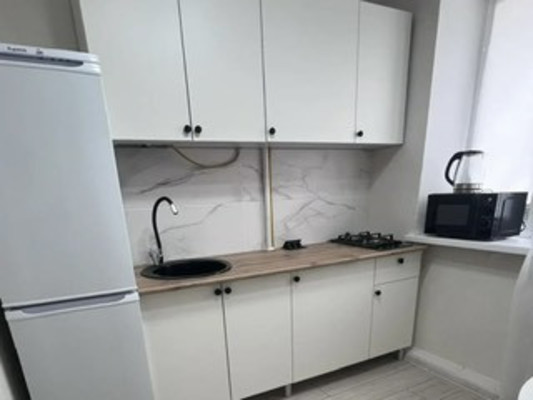 Продам однокомнатную (1-комн.) квартиру, Ленина пр-кт, 14, Новороссийск г