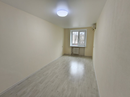 Продам двухкомнатную (2-комн.) квартиру, 2-я Краснодонская ул, 84, Ростов-на-Дону г