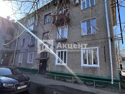 Продам однокомнатную (1-комн.) квартиру, 3-я Лагерная ул, 53, Иваново г