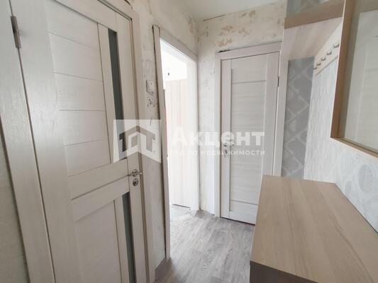 Продам однокомнатную (1-комн.) квартиру, 8 Марта ул, 27, Иваново г