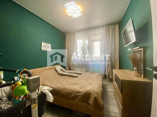 Продам двухкомнатную (2-комн.) квартиру, Самоцветы мкр, 1, Иваново г