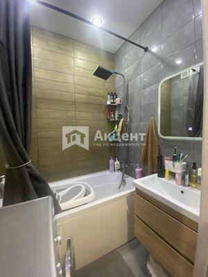 Продам двухкомнатную (2-комн.) квартиру, Самоцветы мкр, 1, Иваново г