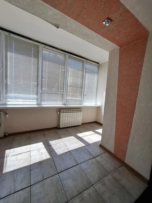 Продам трехкомнатную (3-комн.) квартиру, Подвойского ул, 125, Тихорецк г