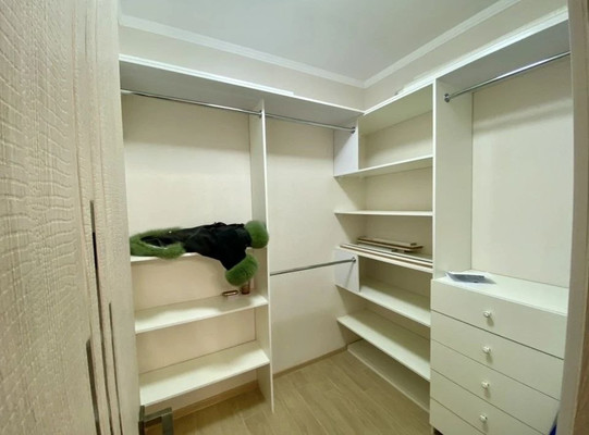 Продам однокомнатную (1-комн.) квартиру, Киевская ул, 177В, Симферополь г