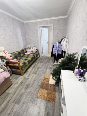 Продам двухкомнатную (2-комн.) квартиру, Строителей ул, 6, Молодежное пгт