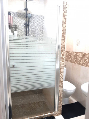 Продам трехкомнатную (3-комн.) квартиру, Октябрьская ул, 108, Тихорецк г