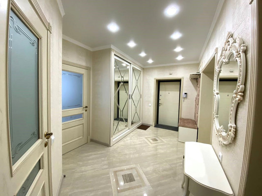 Продам трехкомнатную (3-комн.) квартиру, Передовая ул, 201, Тихорецк г