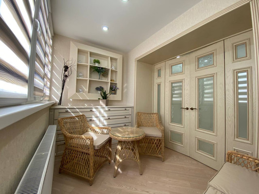 Продам трехкомнатную (3-комн.) квартиру, Передовая ул, 201, Тихорецк г