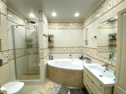 Продам трехкомнатную (3-комн.) квартиру, Передовая ул, 201, Тихорецк г