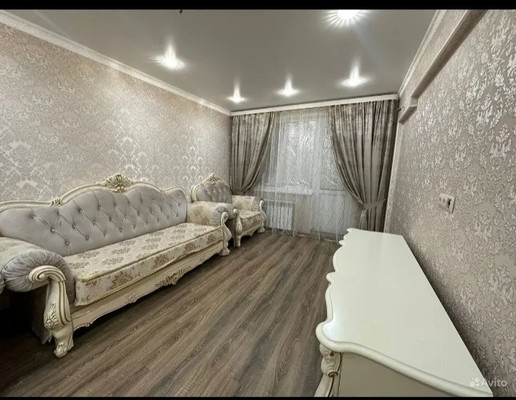 Продам трехкомнатную (3-комн.) квартиру, Меньшикова ул, 70, Тихорецк г