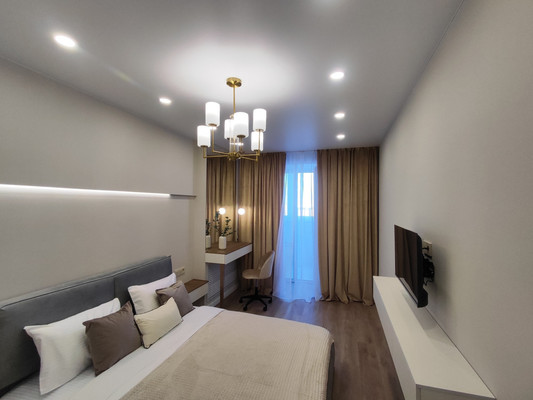 Продам двухкомнатную (2-комн.) квартиру, Молодежная ул, 17, Семеновка с