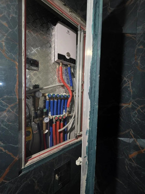 Продам многокомнатную квартиру, Полковника Романова ул, 11, Нагорное п