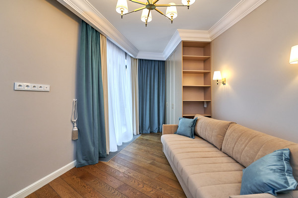 Продам трехкомнатную (3-комн.) квартиру, Народного Ополчения ул, 15к3, Москва г