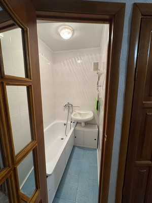 Продам двухкомнатную (2-комн.) квартиру, 2-я Краснодонская ул, 84, Ростов-на-Дону г