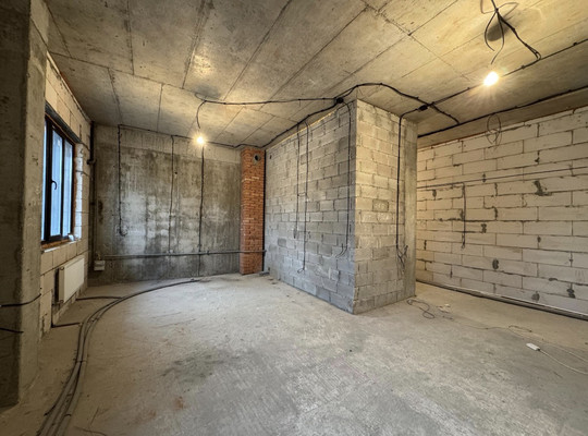 Продам трехкомнатную (3-комн.) квартиру, Атажукина ул, 11, Нальчик г