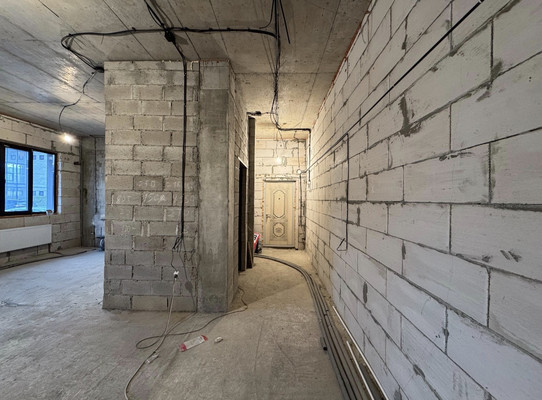 Продам трехкомнатную (3-комн.) квартиру, Атажукина ул, 11, Нальчик г