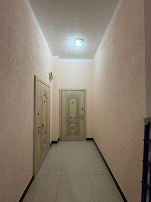 Продам трехкомнатную (3-комн.) квартиру, Атажукина ул, 11, Нальчик г