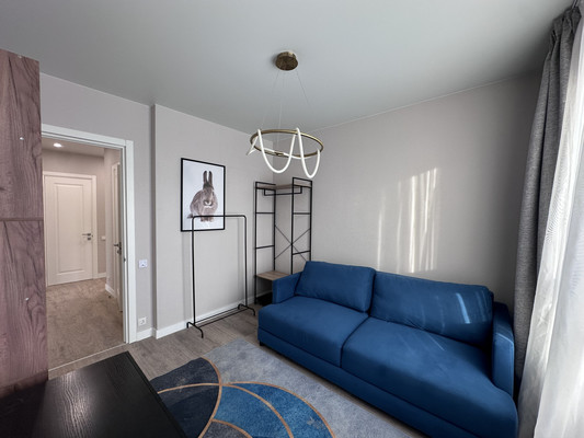 Сдам двухкомнатную (2-комн.) квартиру, Торговая ул, 6, Заречье рп