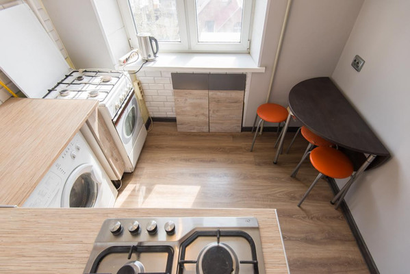 Продам двухкомнатную (2-комн.) квартиру, Свердловская ул, 5, Ростов-на-Дону г