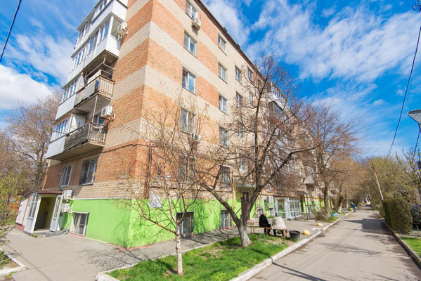 Продам двухкомнатную (2-комн.) квартиру, Свердловская ул, 5, Ростов-на-Дону г