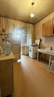 Продам трехкомнатную (3-комн.) квартиру, Новолесная ул, 6, Ростов-на-Дону г