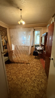 Продам трехкомнатную (3-комн.) квартиру, Новолесная ул, 6, Ростов-на-Дону г