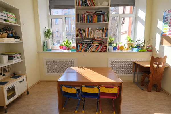 Продам трехкомнатную (3-комн.) квартиру, Шпалерная ул, 38, Санкт-Петербург г