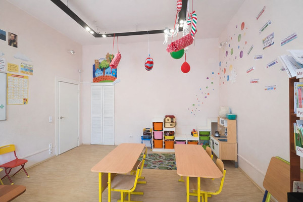 Продам трехкомнатную (3-комн.) квартиру, Шпалерная ул, 38, Санкт-Петербург г